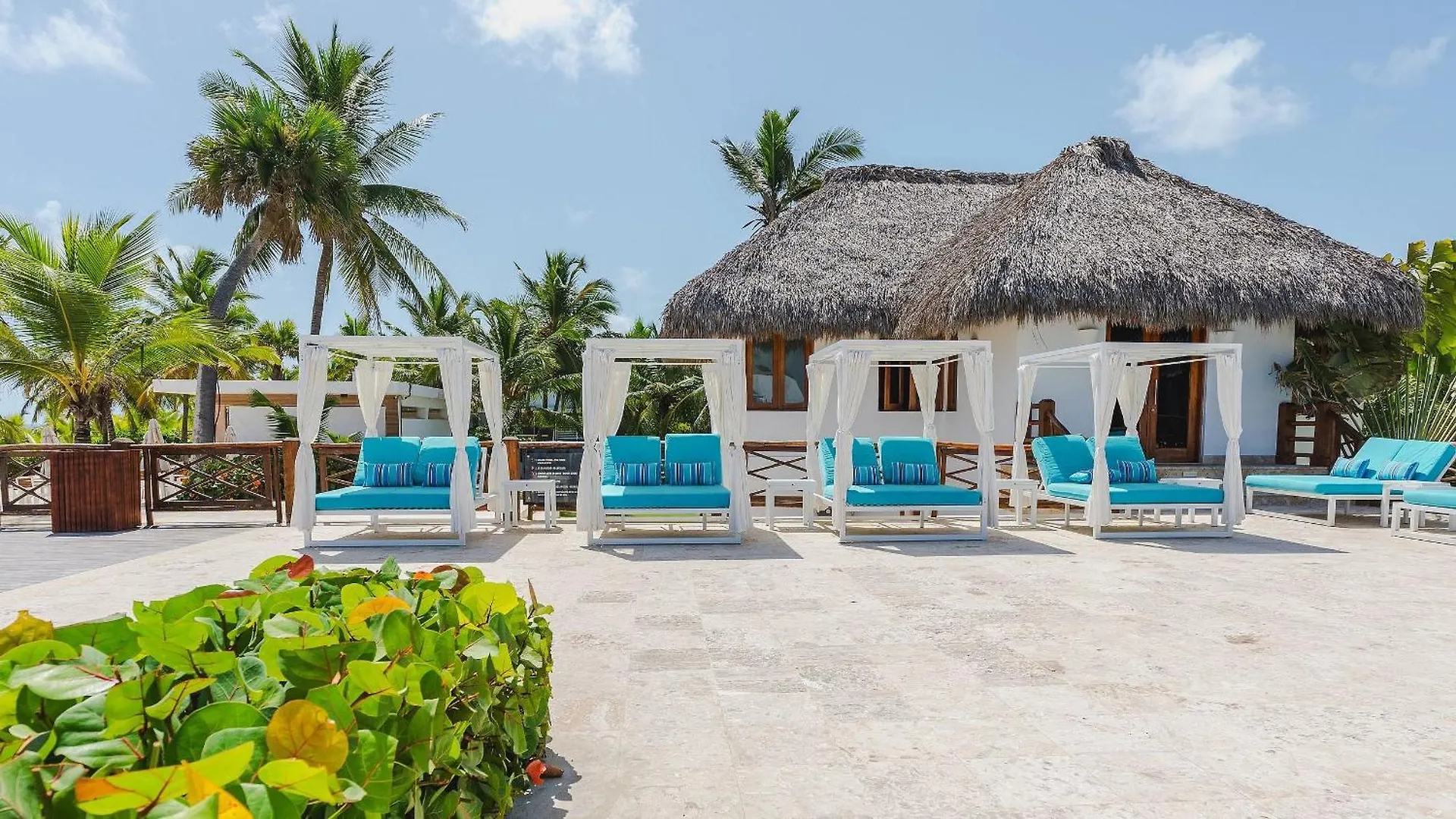 Unique Pool & Golf View Retreat 1Br In Hard Rock Apartment Punta Cana